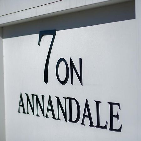 7 On Annandale B&B 이스트런던 외부 사진